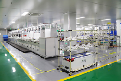 智能消費新紀元 秦占學點贊喜爾康，引領儀器儀表產業升級